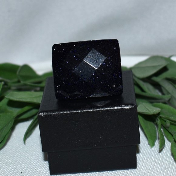 Lola Rose Simulated Goldstone Ring, Size 10 - Picture 3 of 6